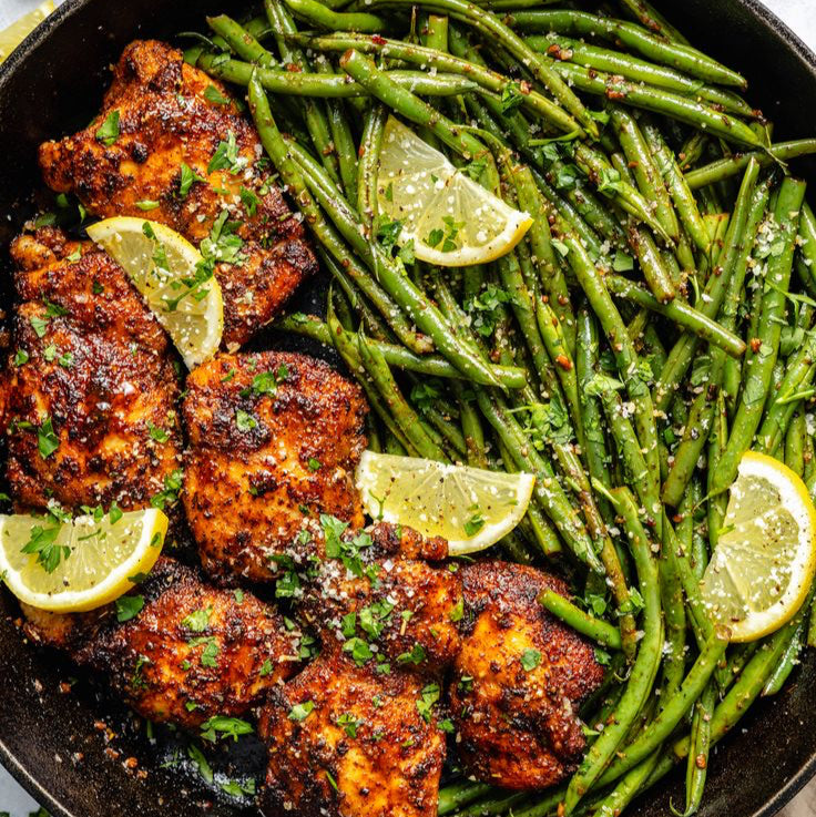 Chimichurri Chicken Thighs & Green Beans - Alimento