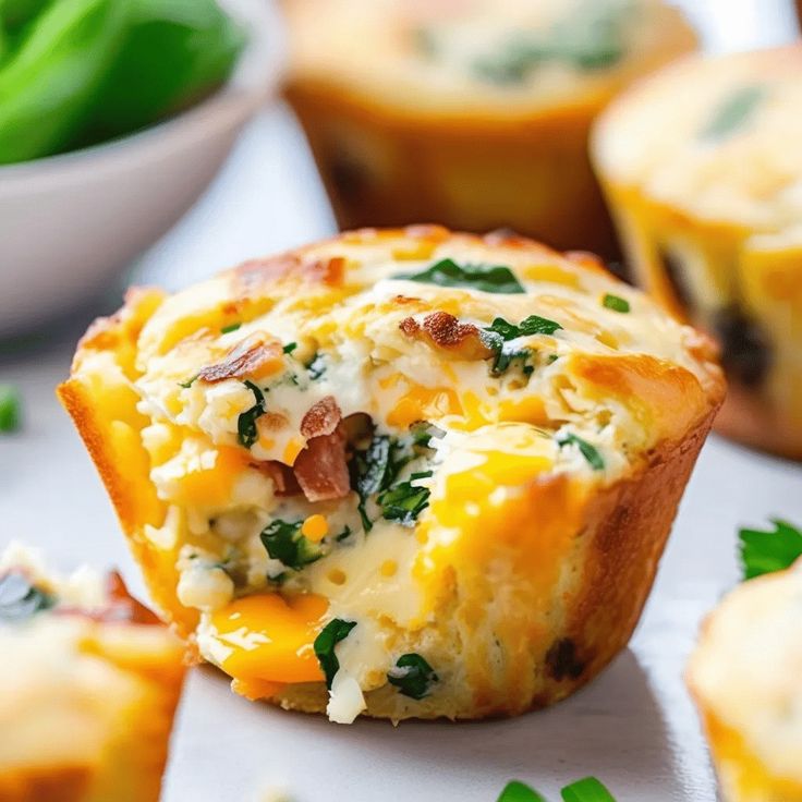 EGG MUFFINS BREAKFAST - Alimento